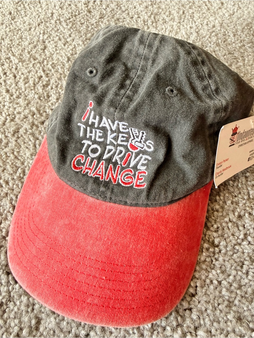 Unisex Two-Tone Gray and Red Baseball Cap with Embroidered Slogan